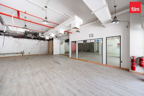 Shop in Dubai 123.6 sq.m. № 110168 - photo 8