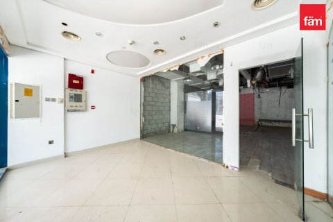 Shop in Dubai 123.6 sq.m. № 110168 - photo 6