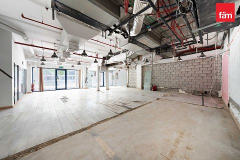 Shop in Dubai 123.6 sq.m. № 110168 - photo 9