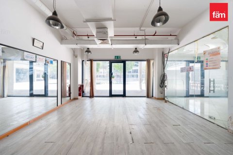 Shop in Dubai 123.6 sq.m. № 110168