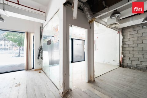 Shop in Dubai 123.6 sq.m. № 110168 - photo 5