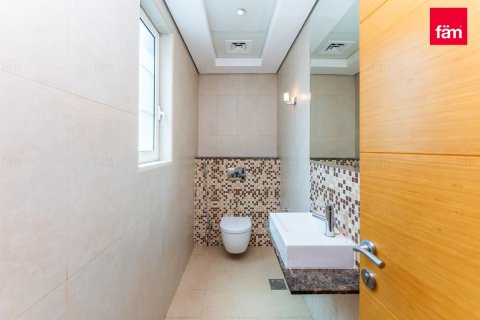 Villa en Dubai, 4 dormitorios, 1075.3 m², № 52294 - foto 15