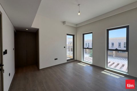 Villa in Dubai 5 bedrooms, 313.7 sq.m. № 109137 - photo 4