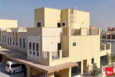 Villa in Dubai 5 bedrooms, 313.7 sq.m. № 109137 - photo 5