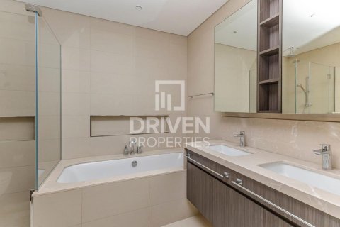 Appartement à Zabeel, Dubai, 3 chambres, 163.79 m², № 135463 - photo 11
