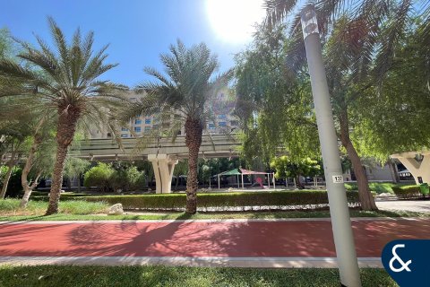 Купить квартиру в Shoreline Apartments, Пальма Джумейра, Дубай: 1 спальня, 67м², № 75271 - фото 7