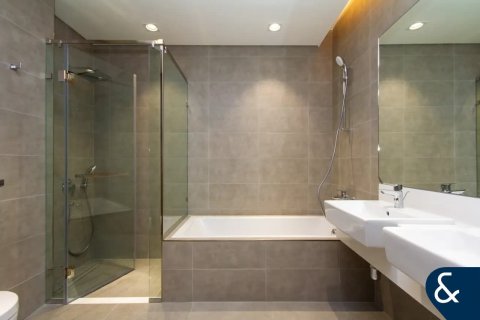 Apartment in District One, Mohammed Bin Rashid City, Dubai 2 bedrooms, 110 sq.m. № 75272 - photo 11