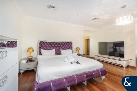 Apartment in Amwaj, Jumeirah Beach Residence, Dubai 4 bedrooms, 524 sq.m. № 75269 - photo 6