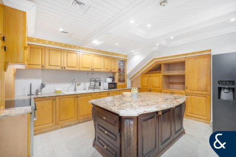 Apartment in Amwaj, Jumeirah Beach Residence, Dubai 4 bedrooms, 524 sq.m. № 75269 - photo 14