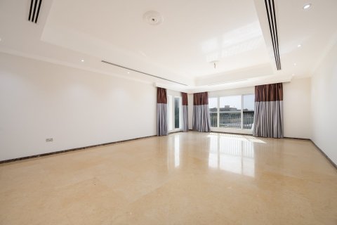 Villa in Al Barsha, Dubai 6 bedrooms, 929.03 sq.m. № 142060 - photo 5