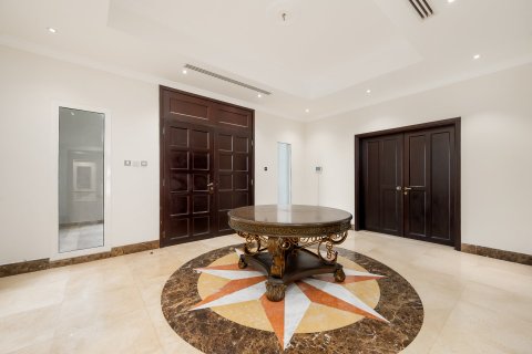 Villa in Al Barsha, Dubai 6 bedrooms, 929.03 sq.m. № 142060 - photo 19