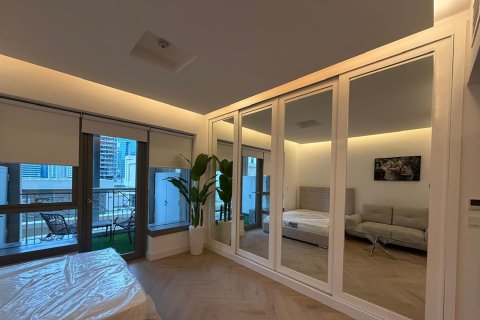 Apartment in Downtown Dubai (Downtown Burj Dubai), Dubai studio, 45.98 sq.m. № 142056 - photo 4