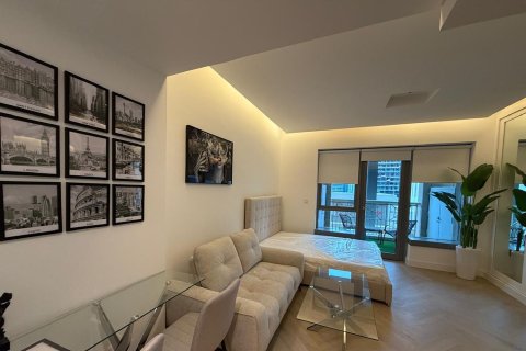 Apartment in Downtown Dubai (Downtown Burj Dubai), Dubai studio, 45.98 sq.m. № 142056 - photo 3
