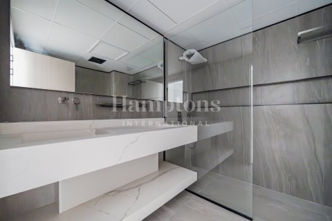 Снять в аренду виллу в Meadows 1, Meadows, Дубай: 6 спален, 457.45437200м², № 14039 - фото 13