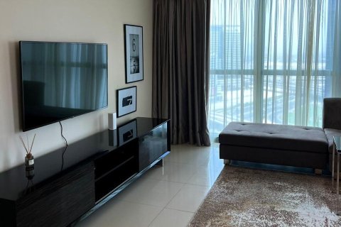 Apartment in Al Qusais, Dubai 2 bedrooms, 141 sq.m. № 101240 - photo 3
