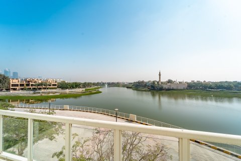 Apartment in Jumeirah Islands, Dubai 3 bedrooms, 297 sq.m. № 101236