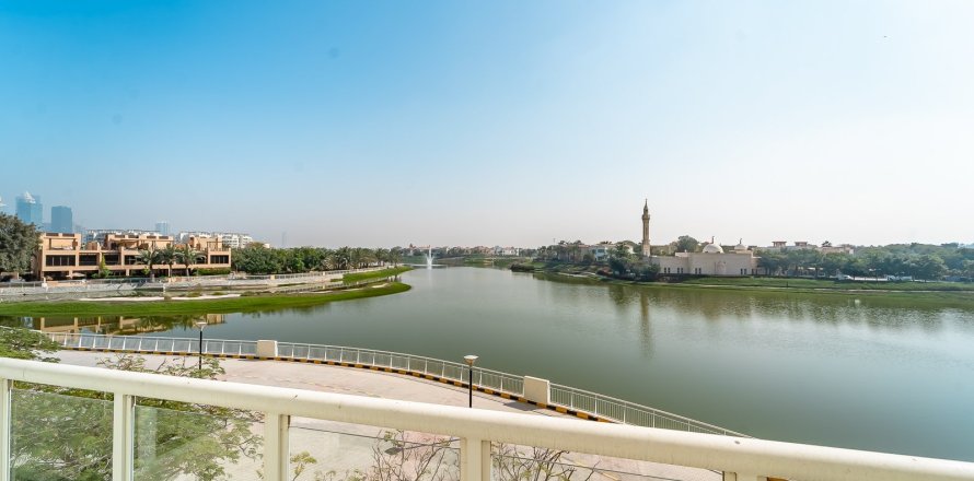 Apartamento en Jumeirah Islands, Dubai, 3 dormitorios, 297 m², № 101236