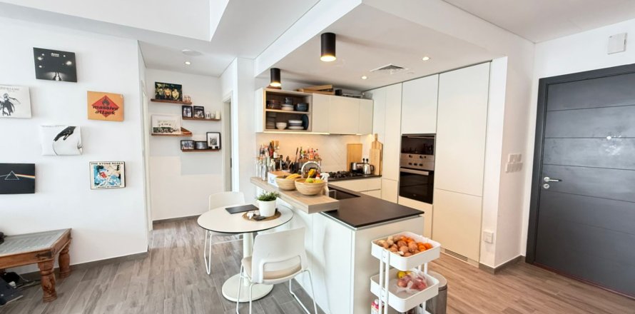 Apartment in Jumeirah Village Circle, Dubai 2 bedrooms, 114 sq.m. № 101244