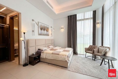 Villa in Dubai 5 bedrooms, 1421.6 sq.m. № 109450 - photo 25