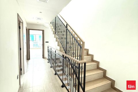 Adosado en Dubai, 4 dormitorios, 145.9 m², № 109449 - foto 5