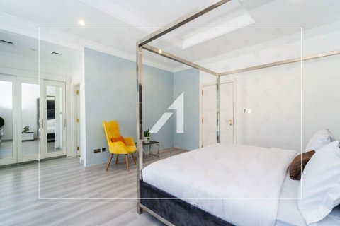 Villa in Garden Homes, Palm Jumeirah, Dubai 4 bedrooms, 657.3 sq.m. № 42494 - photo 19