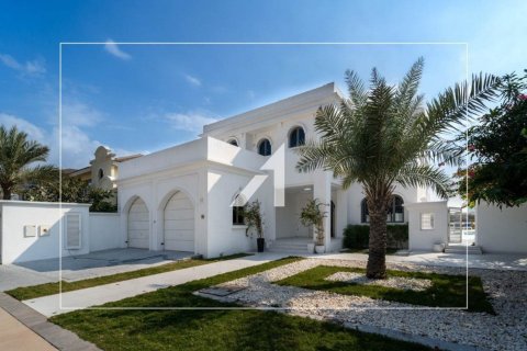 Villa in Garden Homes, Palm Jumeirah, Dubai 4 bedrooms, 657.3 sq.m. № 42494 - photo 30