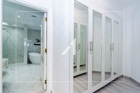 Villa in Garden Homes, Palm Jumeirah, Dubai 4 bedrooms, 657.3 sq.m. № 42494 - photo 26