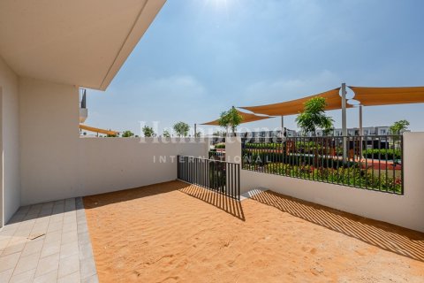 Снять в аренду таунхаус в Dubai South (Dubai World Central), Дубай: 3 спальни, 193.88856100м², № 72548 - фото 19