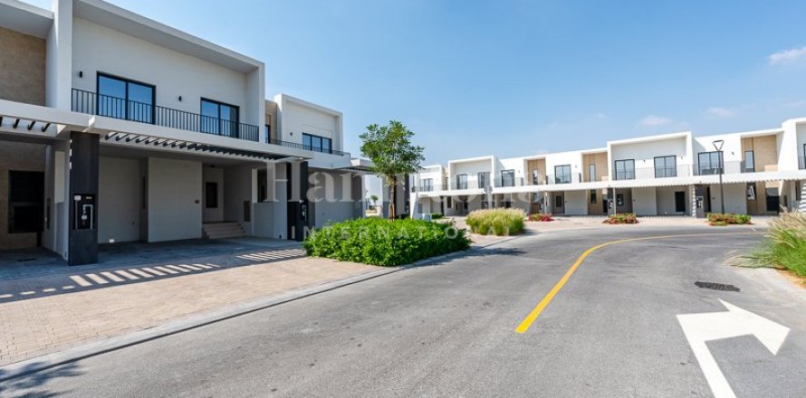 Таунхаус в Dubai South (Dubai World Central), Дубай, 3 спальни, 193.889м², № 72548