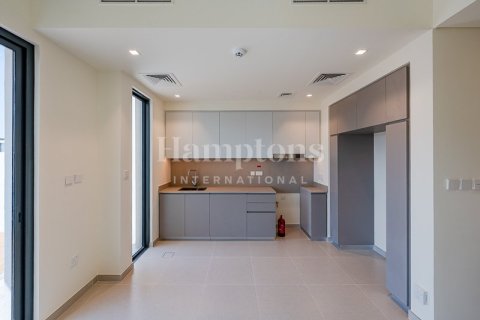 Снять в аренду таунхаус в Dubai South (Dubai World Central), Дубай: 3 спальни, 193.88856100м², № 72548 - фото 9