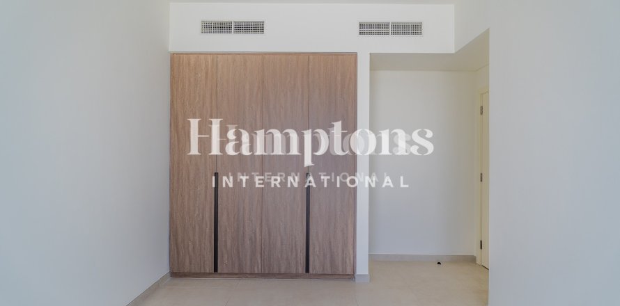 Adosado en The Valley, Dubai, 4 dormitorios, 257.44 m², № 72549