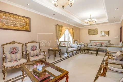 Villa à Dubai, 5 chambres, 546.3 m², № 7326 - photo 8