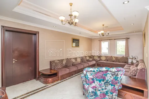 Villa à Dubai, 5 chambres, 546.3 m², № 7326 - photo 2