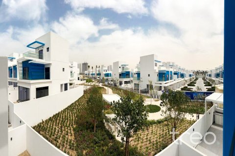 Снять в аренду таунхаус в Damac Lagoons, Дубай: 4 спальни, 213.68м², № 119987 - фото 12