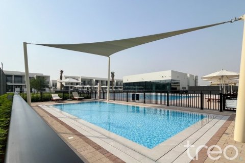 Townhouse in Town Square, Dubai 3 bedrooms, 188.96 sq.m. № 119985