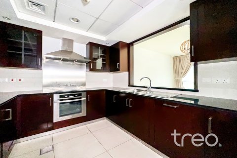 Снять в аренду квартиру в Бурдж-Халифе, Дубай: 2 спальни, 130.16м², № 120021 - фото 4