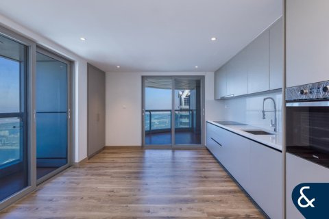 Apartment in Dubai Marina, Dubai 4 bedrooms, 295 sq.m. № 79350 - photo 7