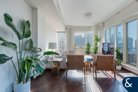 Apartment in AL MAJARA TOWERS in Dubai Marina, Dubai 2 bedrooms, 124 sq.m. № 79349 - photo 4