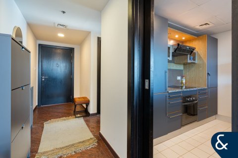 Apartment in AL MAJARA TOWERS in Dubai Marina, Dubai 2 bedrooms, 124 sq.m. № 79349 - photo 7