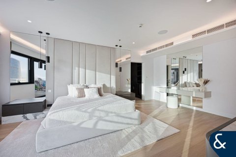 Penthouse in Dubai Marina, Dubai 3 bedrooms, 505 sq.m. № 79348 - photo 7