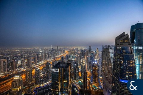 Penthouse in Dubai Marina, Dubai 3 bedrooms, 505 sq.m. № 79348 - photo 13