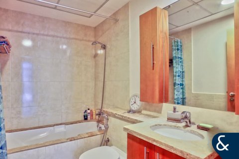 Apartamento en The Views, Dubai, 2 dormitorios, 123 m², № 79346 - foto 16