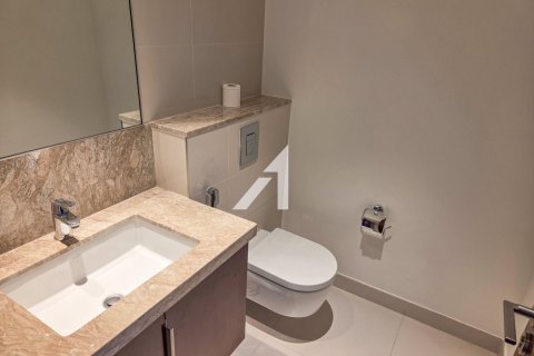 Снять в аренду квартиру в Дубай Хилс Эстейт, Дубай: 2 спальни, 127м², № 83384 - фото 16