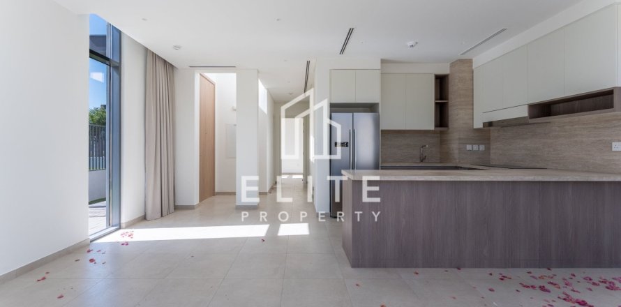 Villa in Mudon, Dubai 4 bedrooms, 277 sq.m. № 134955