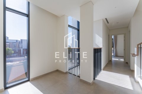 Villa in Mudon, Dubai 4 bedrooms, 277 sq.m. № 134955 - photo 15