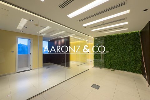 Office in Business Bay, Dubai 95 sq.m. № 95980 - photo 2