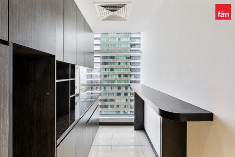 Office in Dubai 229.9 sq.m. № 118759 - photo 15