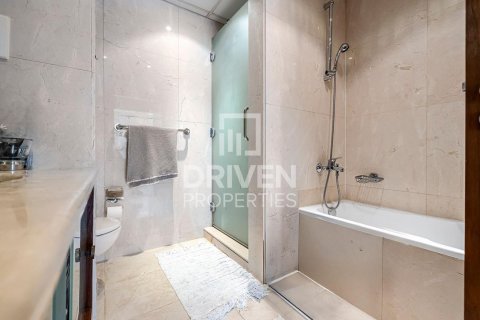 Apartment in Dubai Marina, Dubai 3 bedrooms, 192 sq.m. № 19838 - photo 6