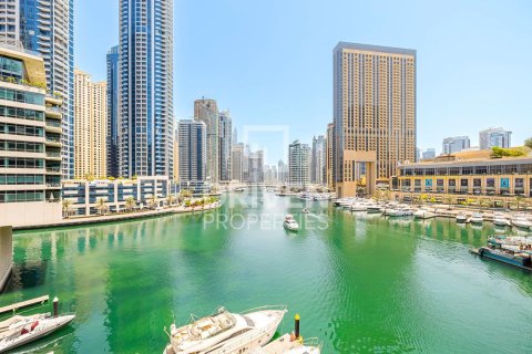Apartment in Dubai Marina, Dubai 3 bedrooms, 192 sq.m. № 19838 - photo 7