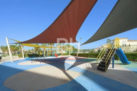 Townhouse in Jumeirah Village Triangle, Dubai 4 bedrooms, 1368 sq.m. № 24253 - photo 6